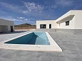 Preciosa villa de nueva construcción de 3 dormitorios y 2 baños en Canada Del Trigo, finalización entre 2/3 meses. in Pinoso Villas