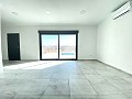 Preciosa villa de nueva construcción de 3 dormitorios y 2 baños en Canada Del Trigo, finalización entre 2/3 meses. in Pinoso Villas