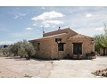 Prachtig landhuis met 3 slaapkamers en 2 badkamers in Villena. in Pinoso Villas