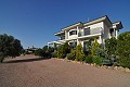 Belle villa de 4 chambres et 2 salles de bain à Villena. in Pinoso Villas