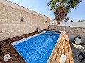  Chalet adosado de 4 dormitorios en Petrer con piscina privada in Pinoso Villas