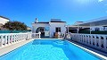 Belle villa rénovée de 3 chambres et 2 salles de bain à Torrevieja. in Pinoso Villas