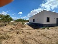 Guest House, Garage plus plot for sale in Pinoso. in Pinoso Villas