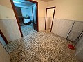 2 Houses in Pinoso with lots of potential in Pinoso Villas