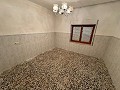 2 Houses in Pinoso with lots of potential in Pinoso Villas