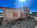Renovatieproject met grond in Agost in Pinoso Villas