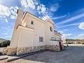 Atemberaubende, bezugsfertige Neubauvilla mit Gästehaus, Garage und Sommerküche! in Pinoso Villas