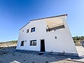 Superbe maison neuve clé en main avec grand sous-sol et piscine in Pinoso Villas