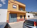 Large townhouse with great business prospects  in Pinoso Villas