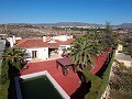 Gran Rico Villa - Casa de huéspedes de 4 dormitorios y 4 baños con piscina y garaje + in Pinoso Villas