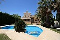 Grande Villa avec piscine et jardin in Pinoso Villas