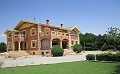 6 Bed Mansion 3km from Yecla in Pinoso Villas