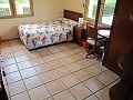 Herenhuis met 6 slaapkamers op 3 km van Yecla in Pinoso Villas