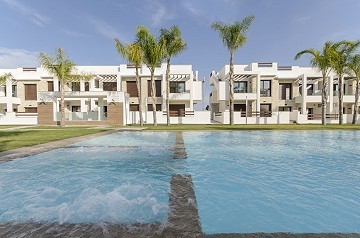 Geweldig appartement met groot gemeenschappelijk zwembad en 4 golfbanen in de buurt