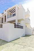 Amazing Apartment with huge Communal Pool and 4 Golf Courses nearby in Pinoso Villas