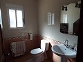 Prachtige villa met 6 slaapkamers en 3 badkamers met solarium in Zarra, Valencia in Pinoso Villas