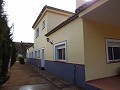 Prachtige villa met 6 slaapkamers en 3 badkamers met solarium in Zarra, Valencia in Pinoso Villas