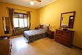 Chalet de 6 dormitorios en Monovar con piscina y una segunda casa independiente in Pinoso Villas