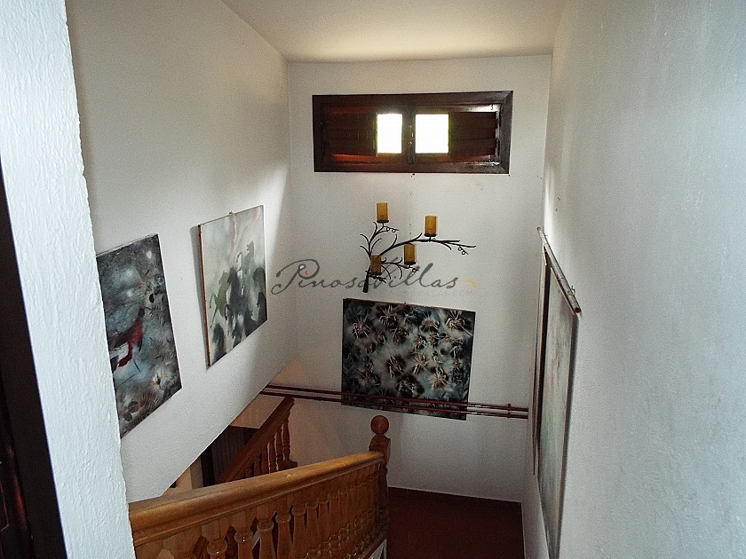 Beautiful 5 Bed Villa, Large Pool & Seperate Guest House in Pinoso Villas