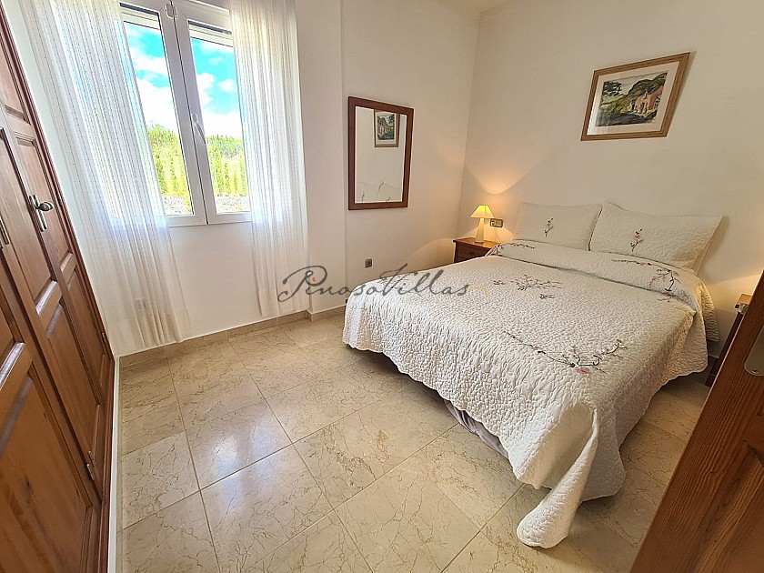 Beautiful 4 Bed 3 Bath Villa with Pool in Pinoso Villas