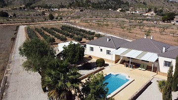 Hervorragende 6-Bett-Villa mit Pool in La Canalosa