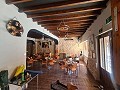 Encantadora casa y local comercial (ex cafetería) in Pinoso Villas