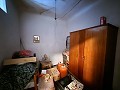 Huis gesplitst in 2 appartementen - heeft structurele reparaties of herbouw nodig in Pinoso Villas