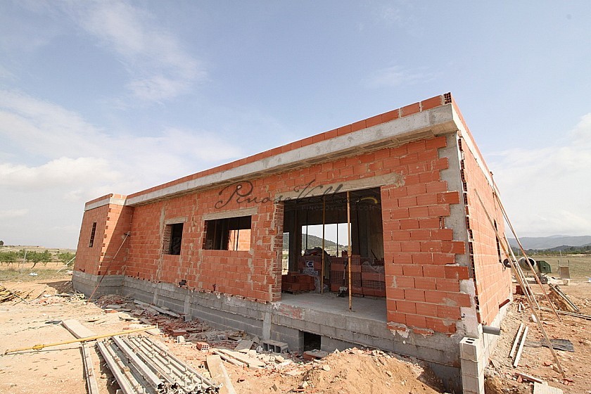 New build Mordern villa in Pinoso with pool and plot included in Pinoso Villas