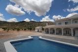 Villas de Obra Nueva en Alicante, 4 dormitorios, 4 baños in Pinoso Villas