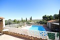 Freistehendes Landhaus in Yelca mit Pool in Pinoso Villas