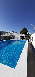 Villa with 3 Bedrooms, guest house, Pool & Garage in Pinoso Villas