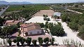Two properties on one plot in Crevillente in Pinoso Villas