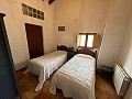 Huge 6 bedroom country house in Ubeda in Pinoso Villas