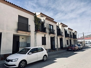 Muy bonito apartamento dúplex con solárium, plaza de aparcamiento y piscina comunitaria en La Canalosa