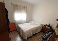 Villa mit 3 Schlafzimmern und 1 Bad in toller Lage mit Pool und Gästehaus auf 2 Etagen in Sax in Pinoso Villas