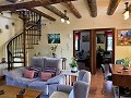 Villa mit 3 Schlafzimmern und 2 Bädern. Gehen Sie in die Stadt Novelda in Pinoso Villas