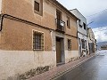 Large Townhouse with Courtyard and Garage in Pinoso Villas