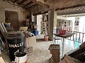 Groot herenhuis met binnenplaats en garage in Pinoso Villas