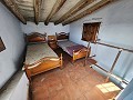 Maison de campagne de 5 chambres et 1 salle de bain à Caudete in Pinoso Villas