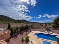 Incroyable villa de 2 étages avec piscine à Pinoso in Pinoso Villas