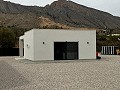 Moderne villa met 5 slaapkamers en 3 badkamers in Macisvenda in Pinoso Villas
