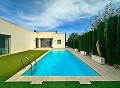 Increíble villa con piscina en Benijófar in Pinoso Villas