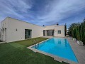 Incroyable villa avec piscine à Benijófar in Pinoso Villas