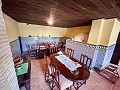 Enorme villa met 11 slaapkamers en zwembad in Ontinyent in Pinoso Villas