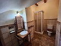 Propiedad de 2 (posiblemente 3) dormitorios con 2 baños y amplios jardines in Pinoso Villas