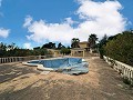 Belle villa avec piscine et 5 chambres à Sax in Pinoso Villas