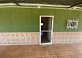 Finca de 3 chambres et 2 salles de bain à Sax avec plus de 16 000 m2 de terrain in Pinoso Villas