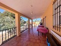 Ongelooflijke villa met zwembad, bijgebouw en meer in Tibi in Pinoso Villas
