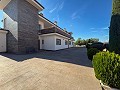 Prachtig herenhuis met privézwembad, sportveld en barbecueplaats in Pinoso Villas